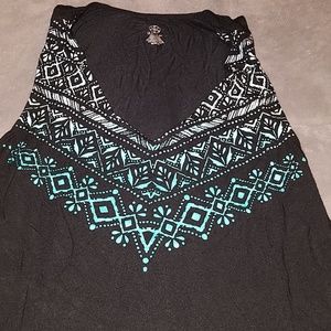 Gaiam sleeveless top size m